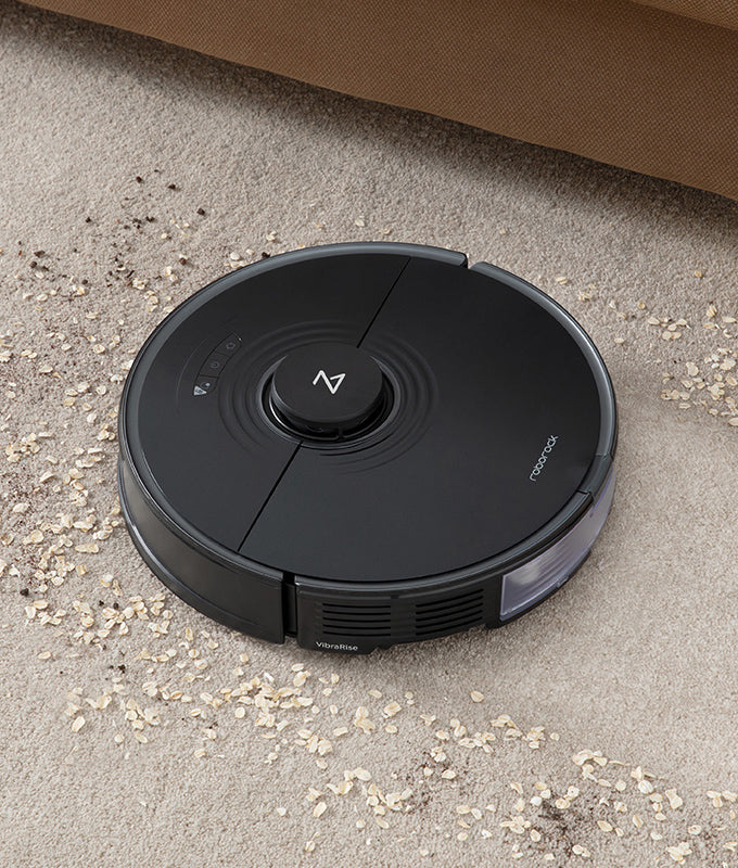 2500Pa of HyperForce™ suction power leaves dirt hard to hide in cracks and carpets